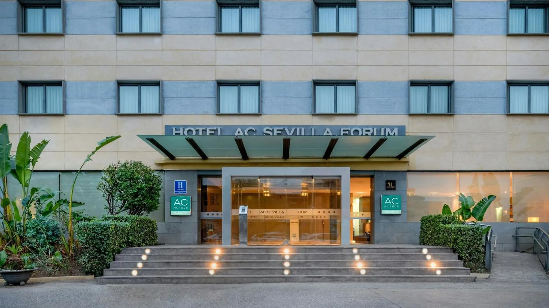 Ac Hotel Sevilla Forum By Marriott