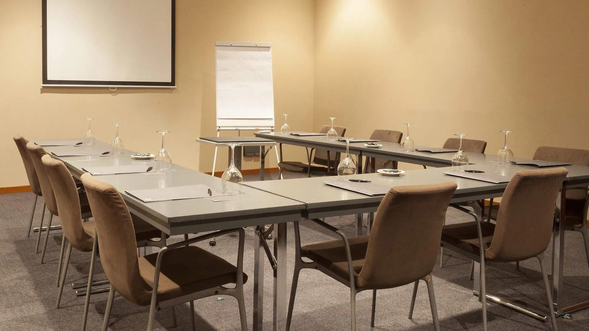 Ac Hotel Sevilla Forum By Marriott