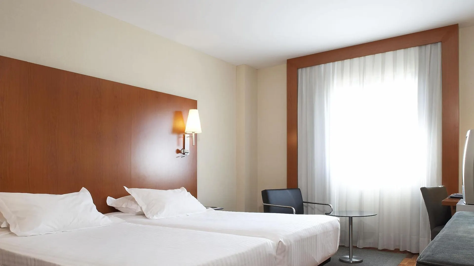 Ac Hotel Sevilla Forum By Marriott